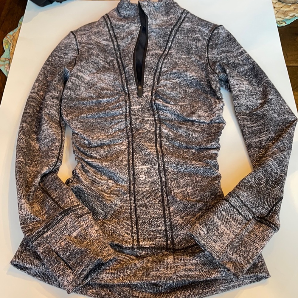 Lululemon pullover jacket